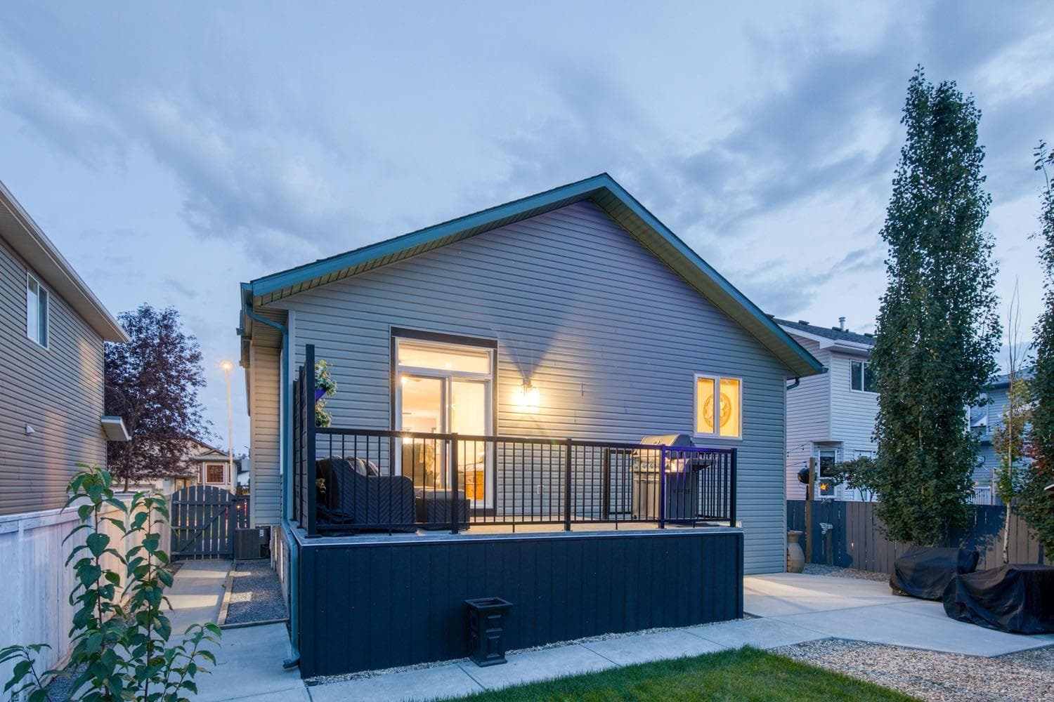 119 Stonegate Crescent NW