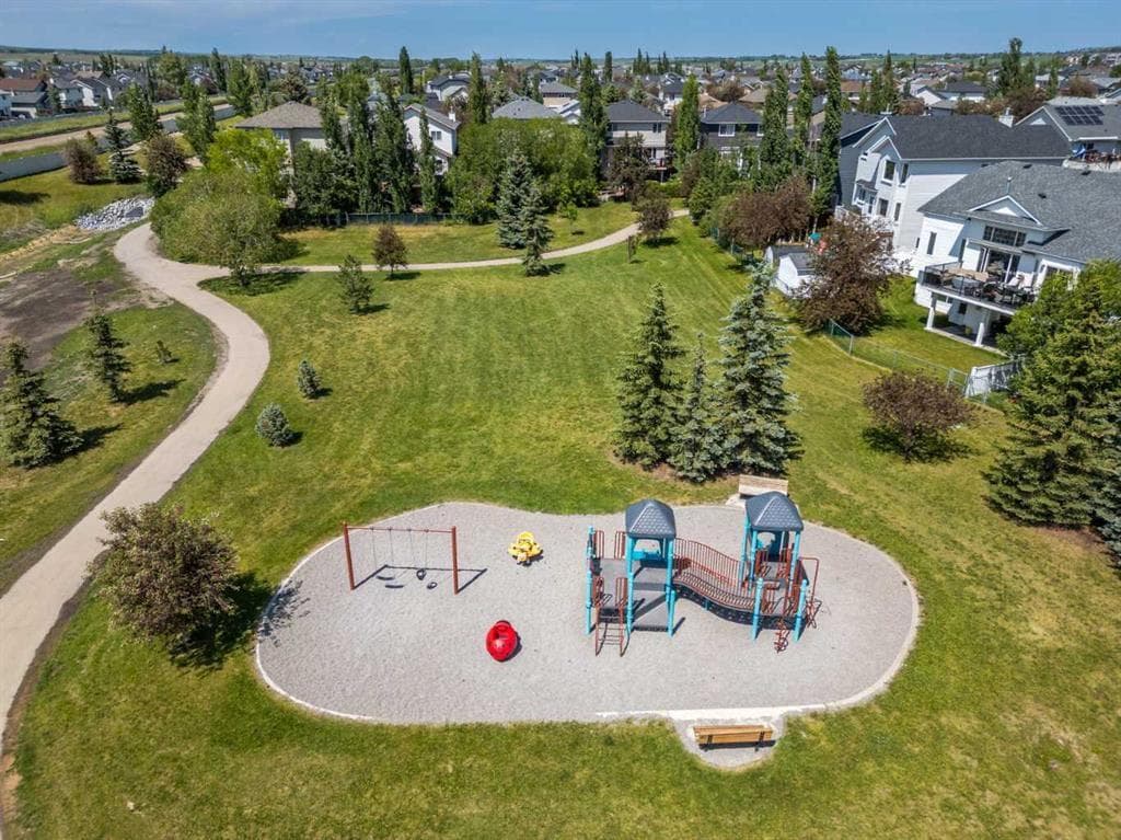 119 Stonegate Crescent NW