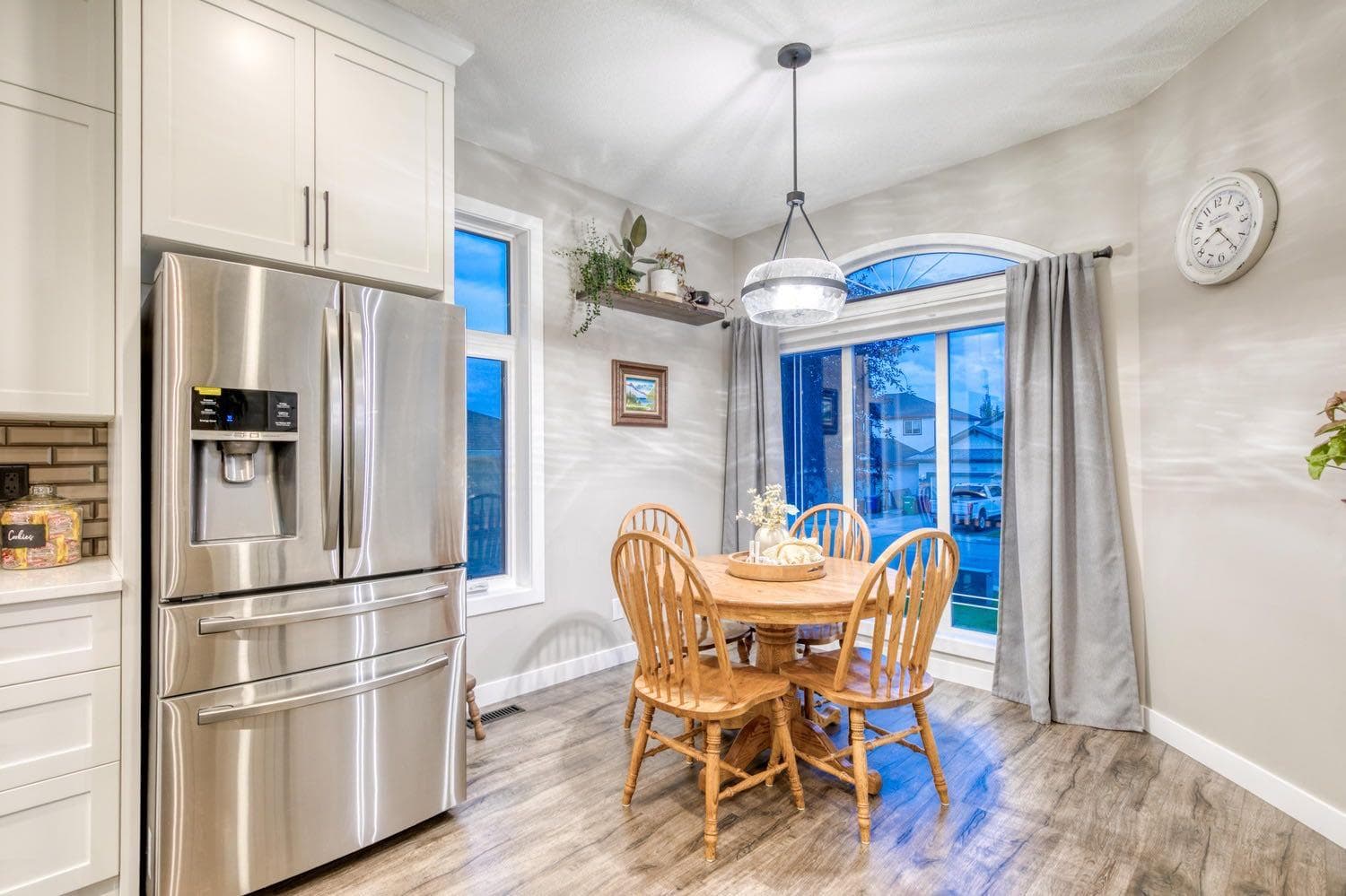 119 Stonegate Crescent NW