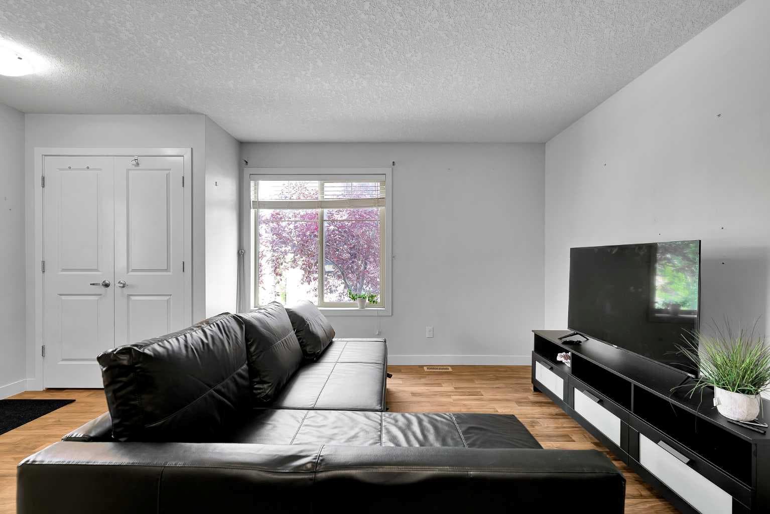 1502, 250 Sage Valley Road NW