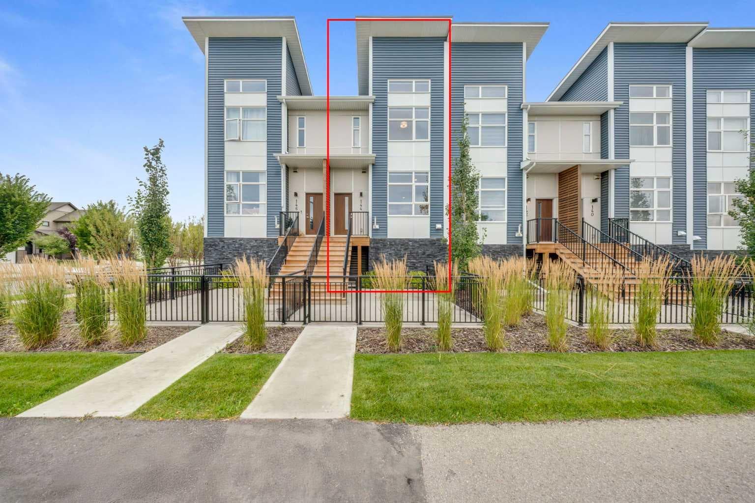 144 Walden Lane SE