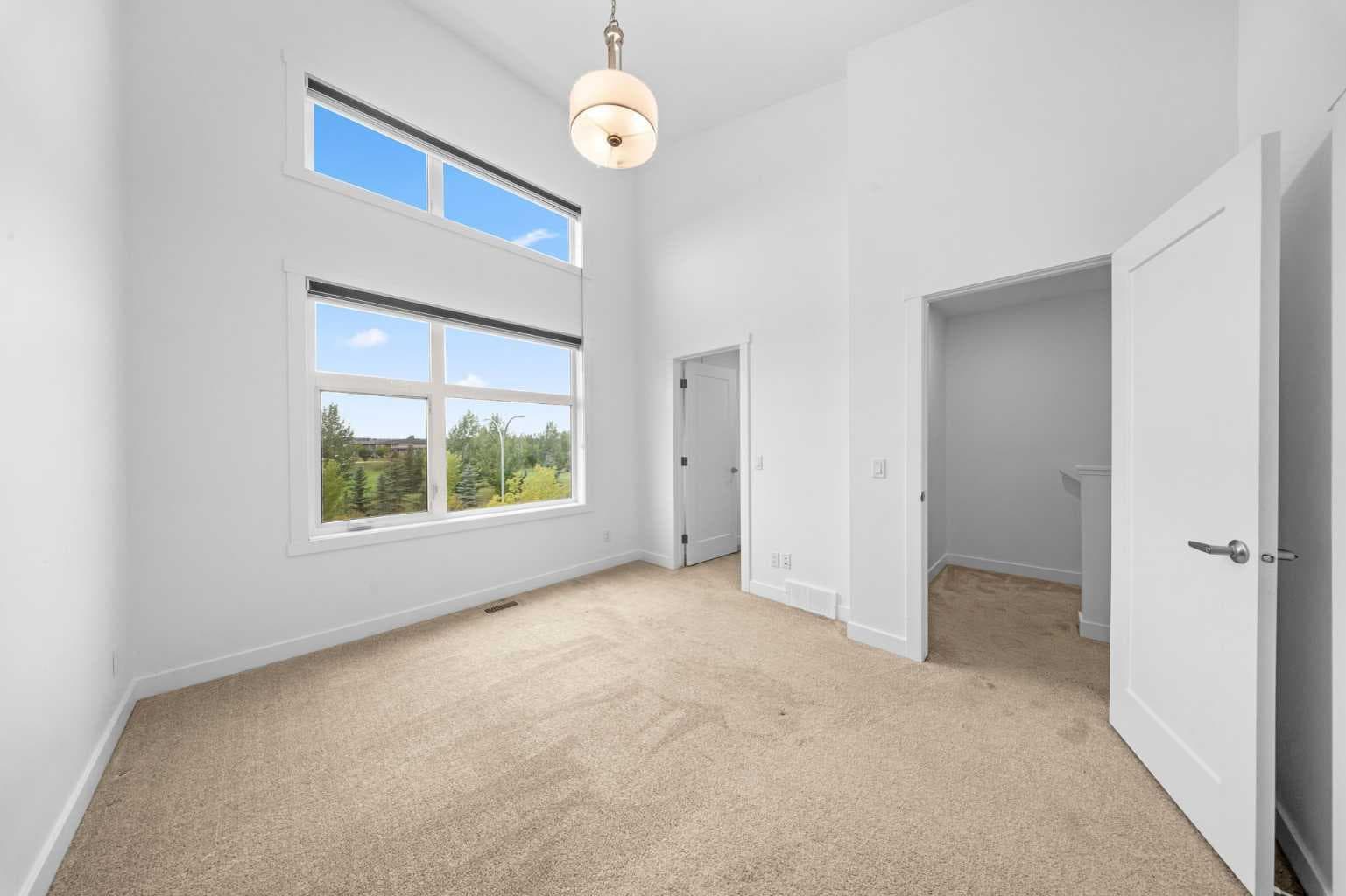144 Walden Lane SE
