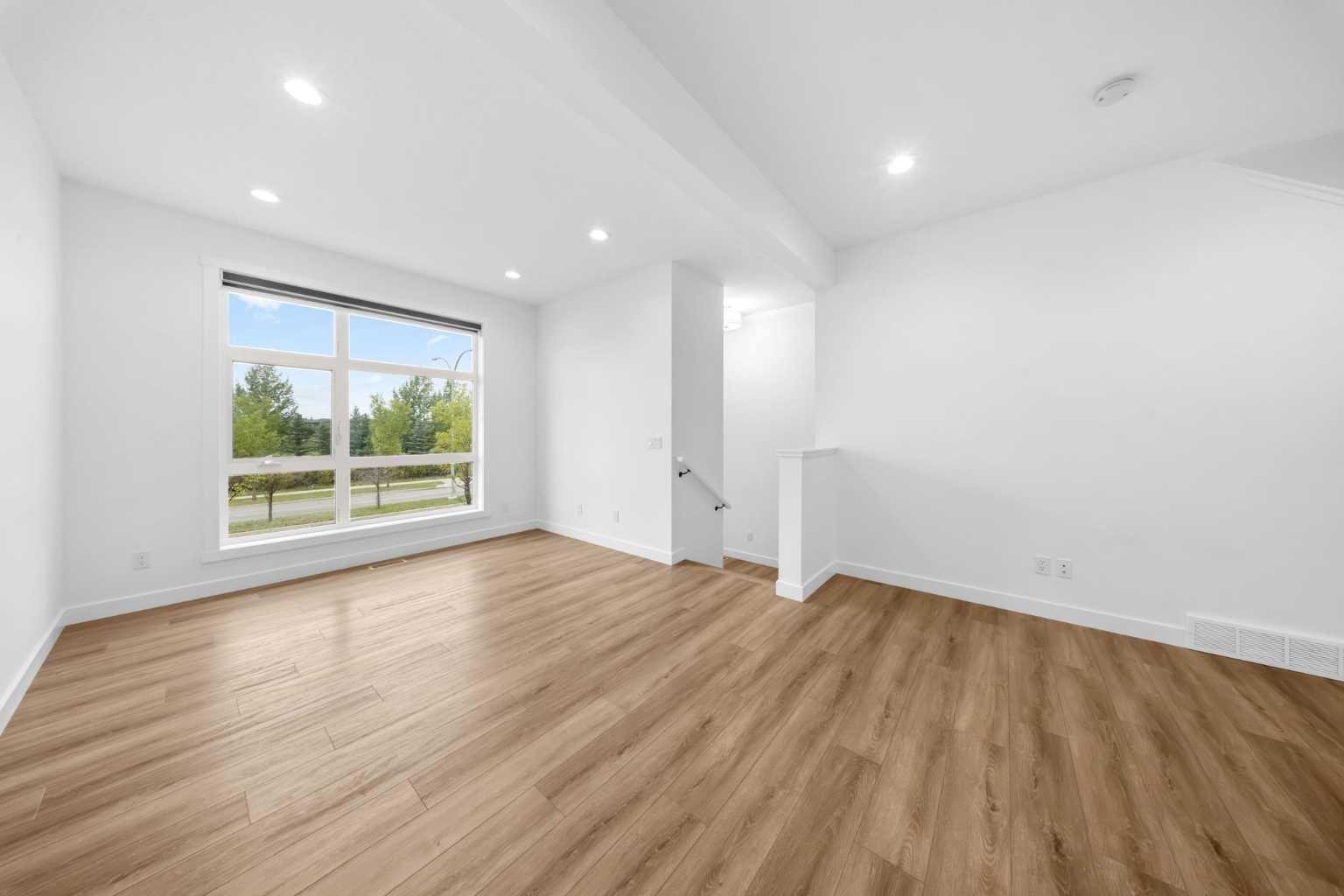144 Walden Lane SE