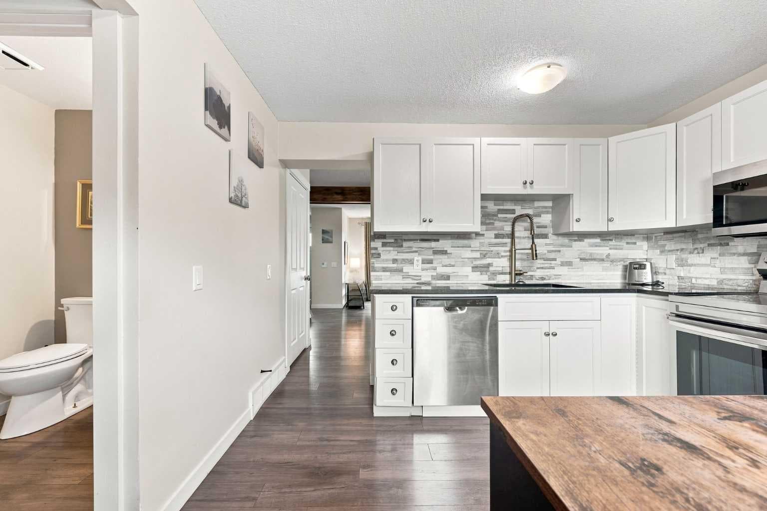 27 Erin Grove Close SE
