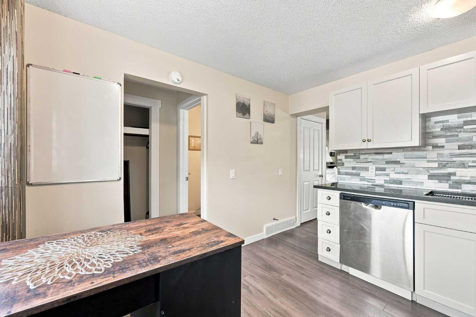 27 Erin Grove Close SE