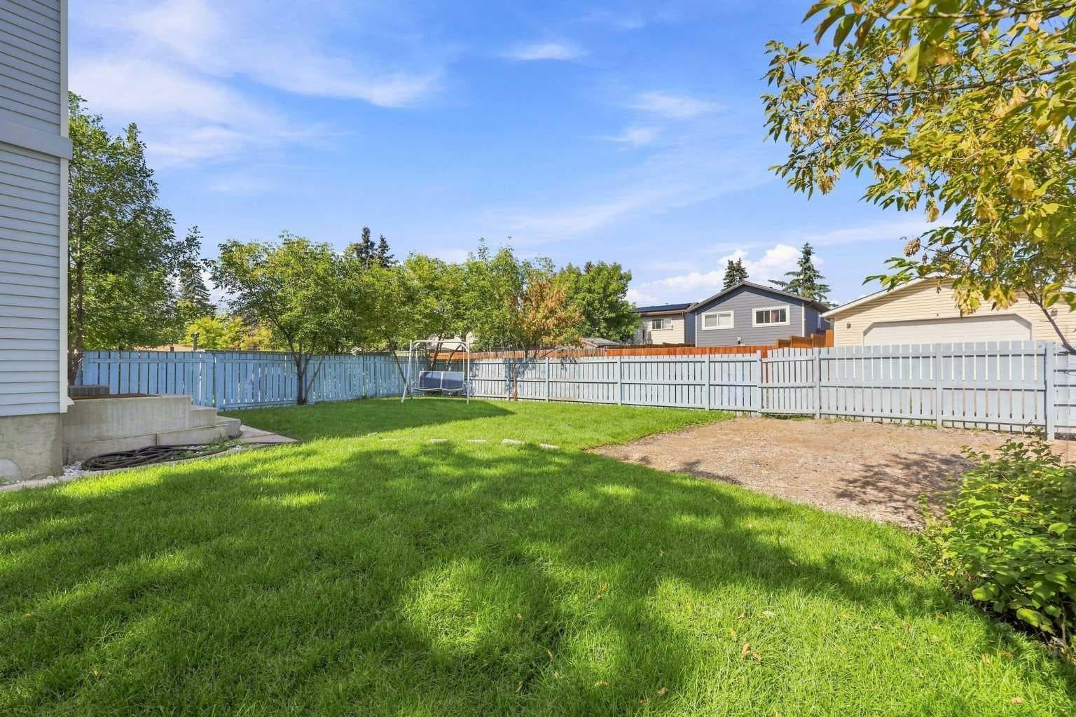 27 Erin Grove Close SE