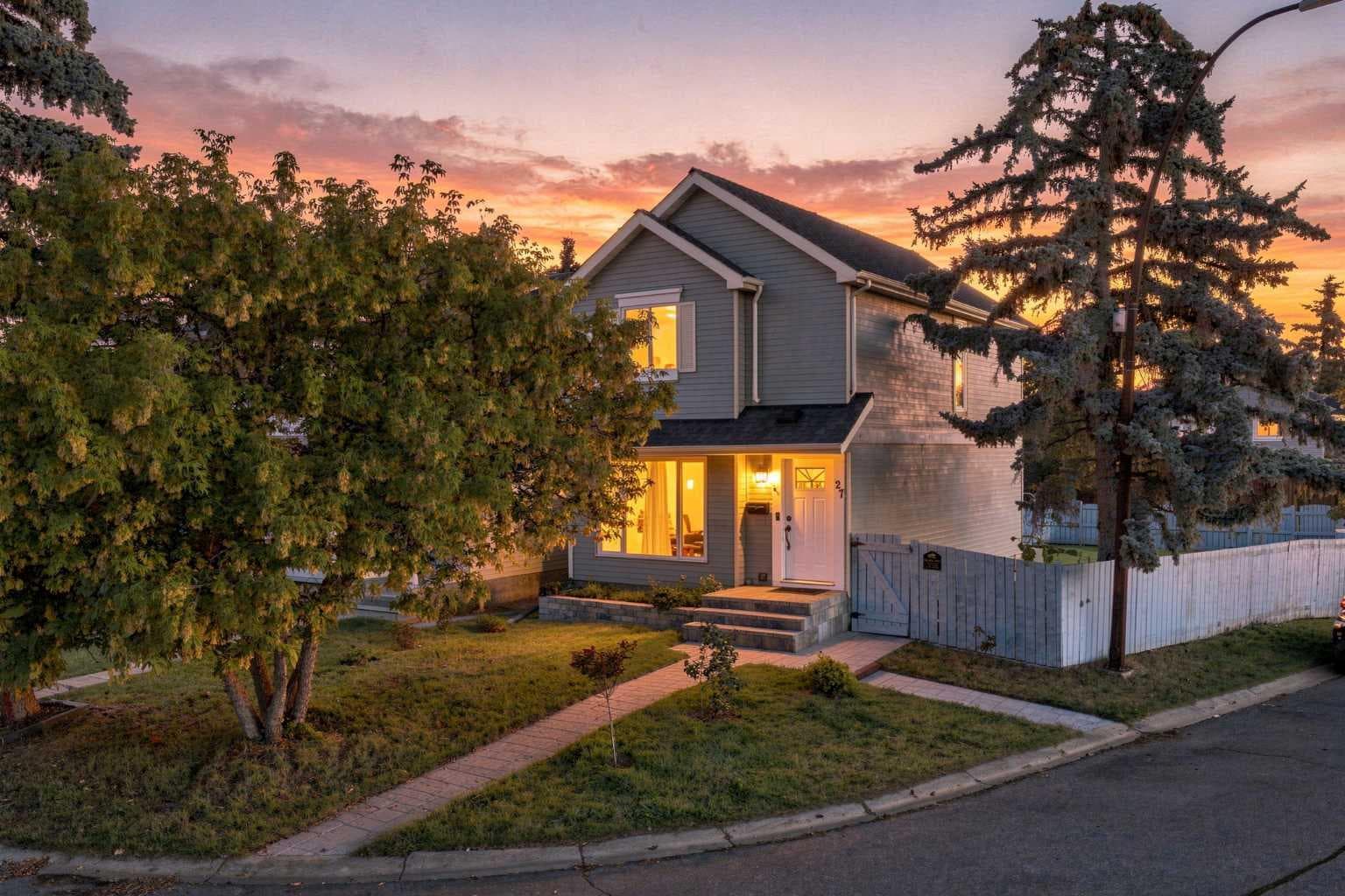 27 Erin Grove Close SE