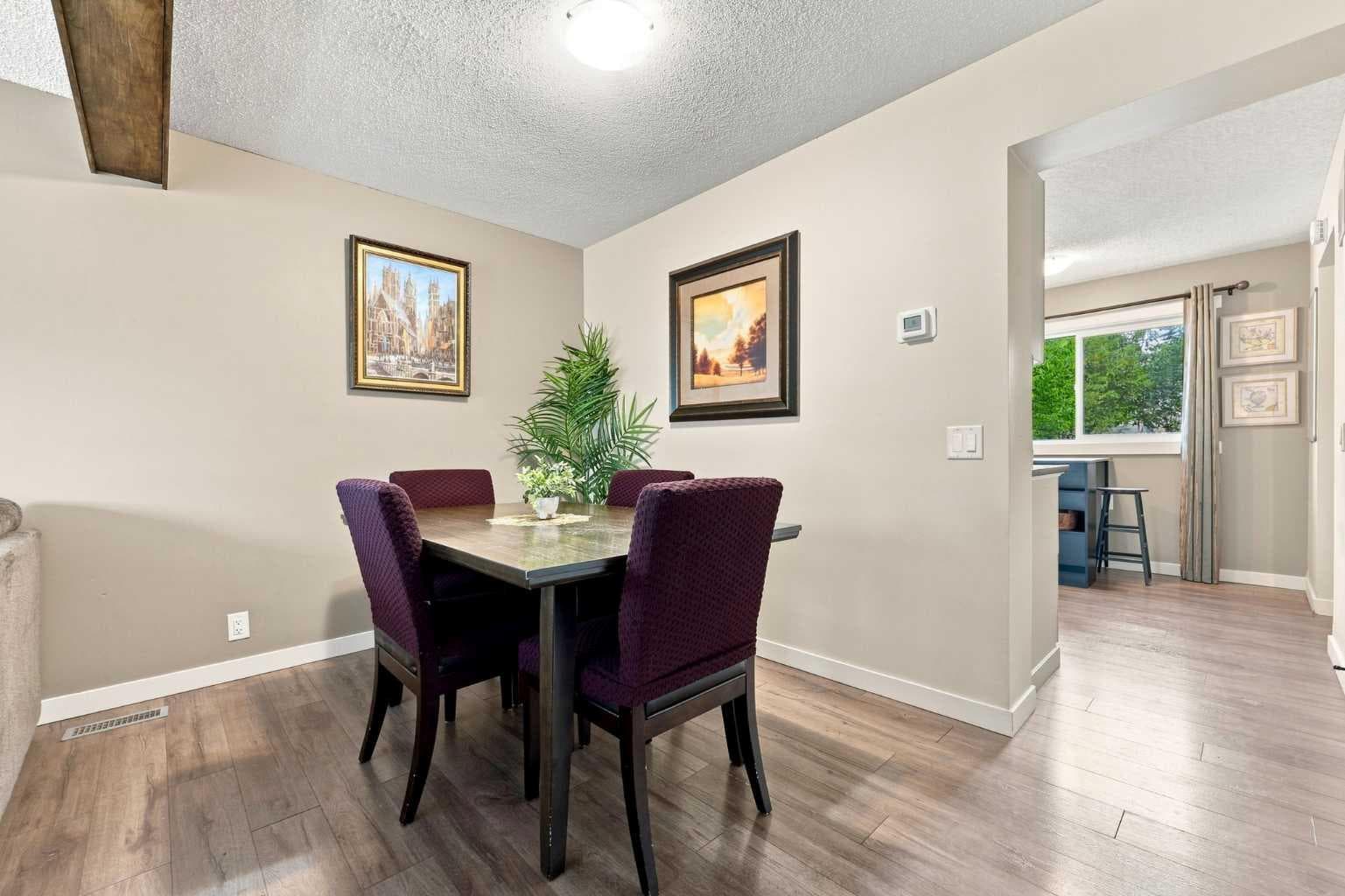 27 Erin Grove Close SE