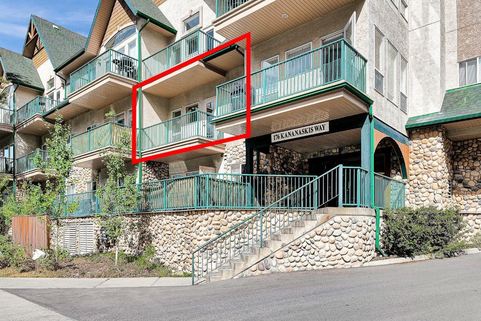 201, 176 Kananaskis Way 