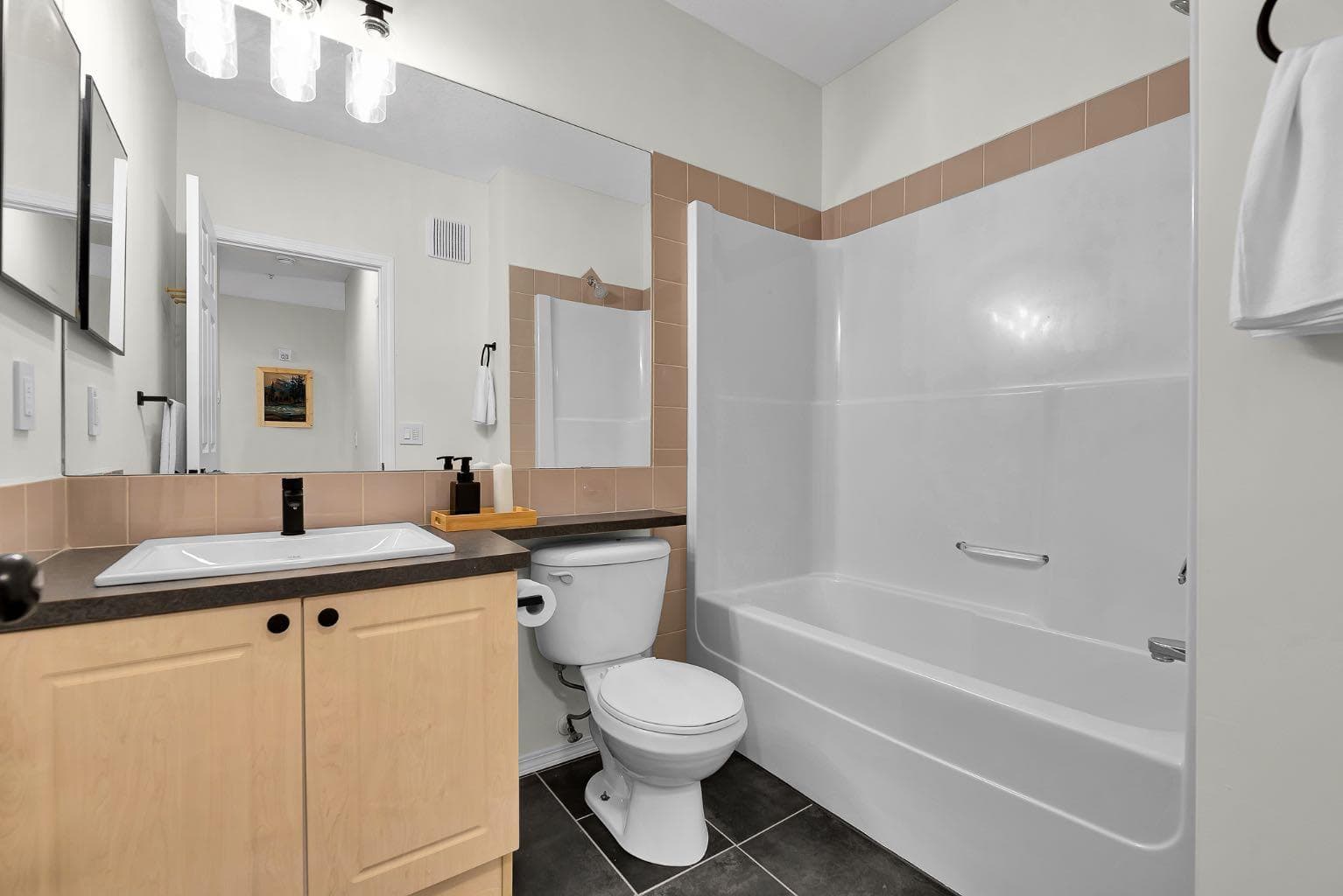 201, 176 Kananaskis Way 