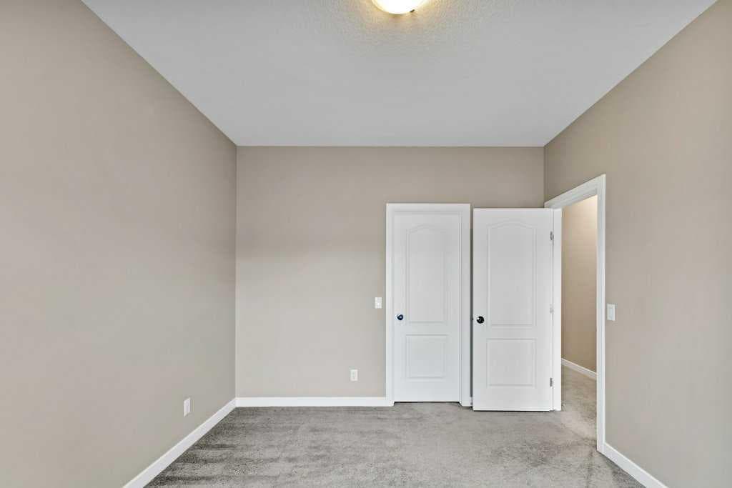 26 Redstone Cove NE