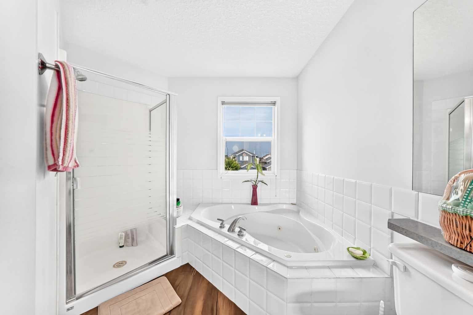 207 Bridlewood Road SW