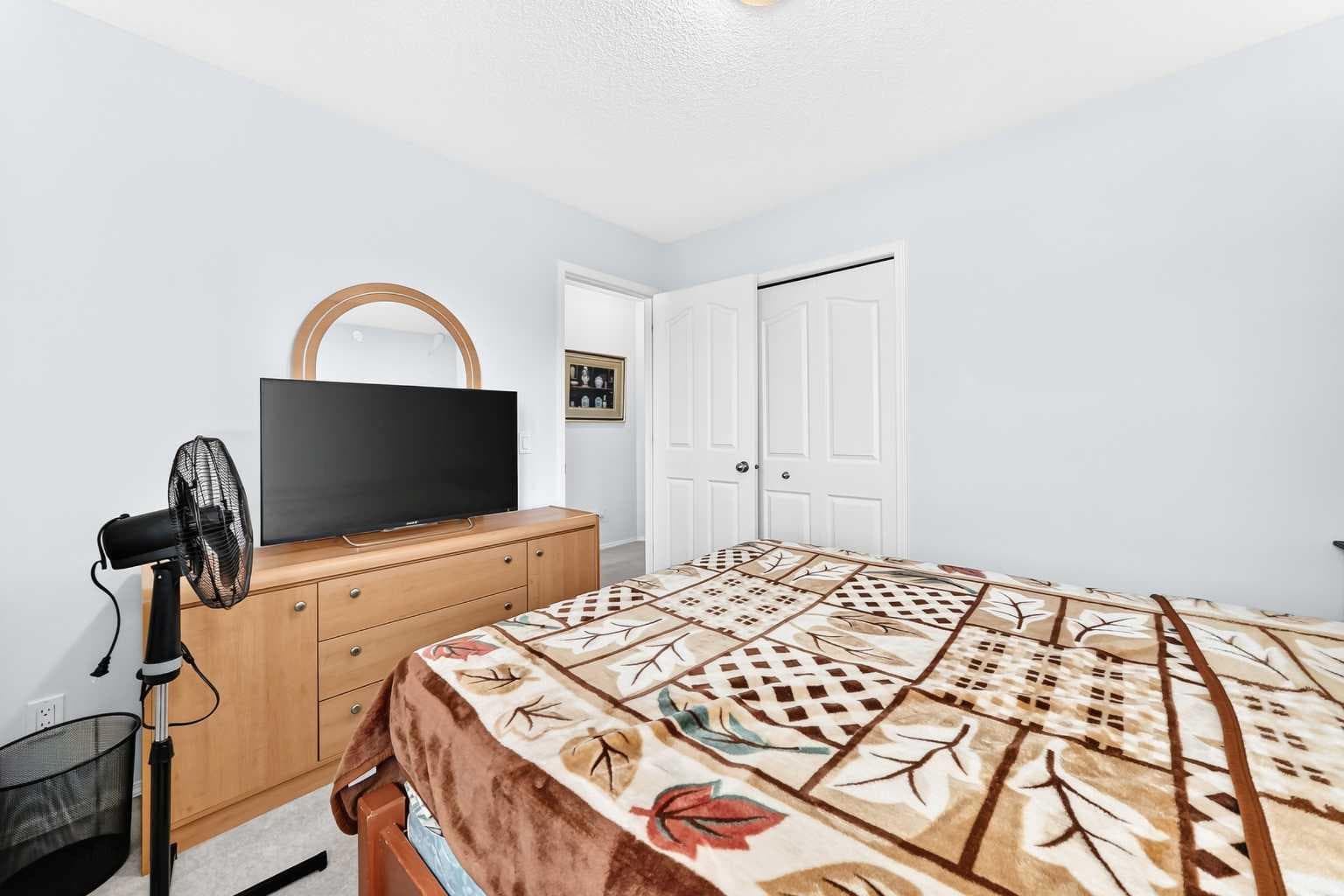 207 Bridlewood Road SW
