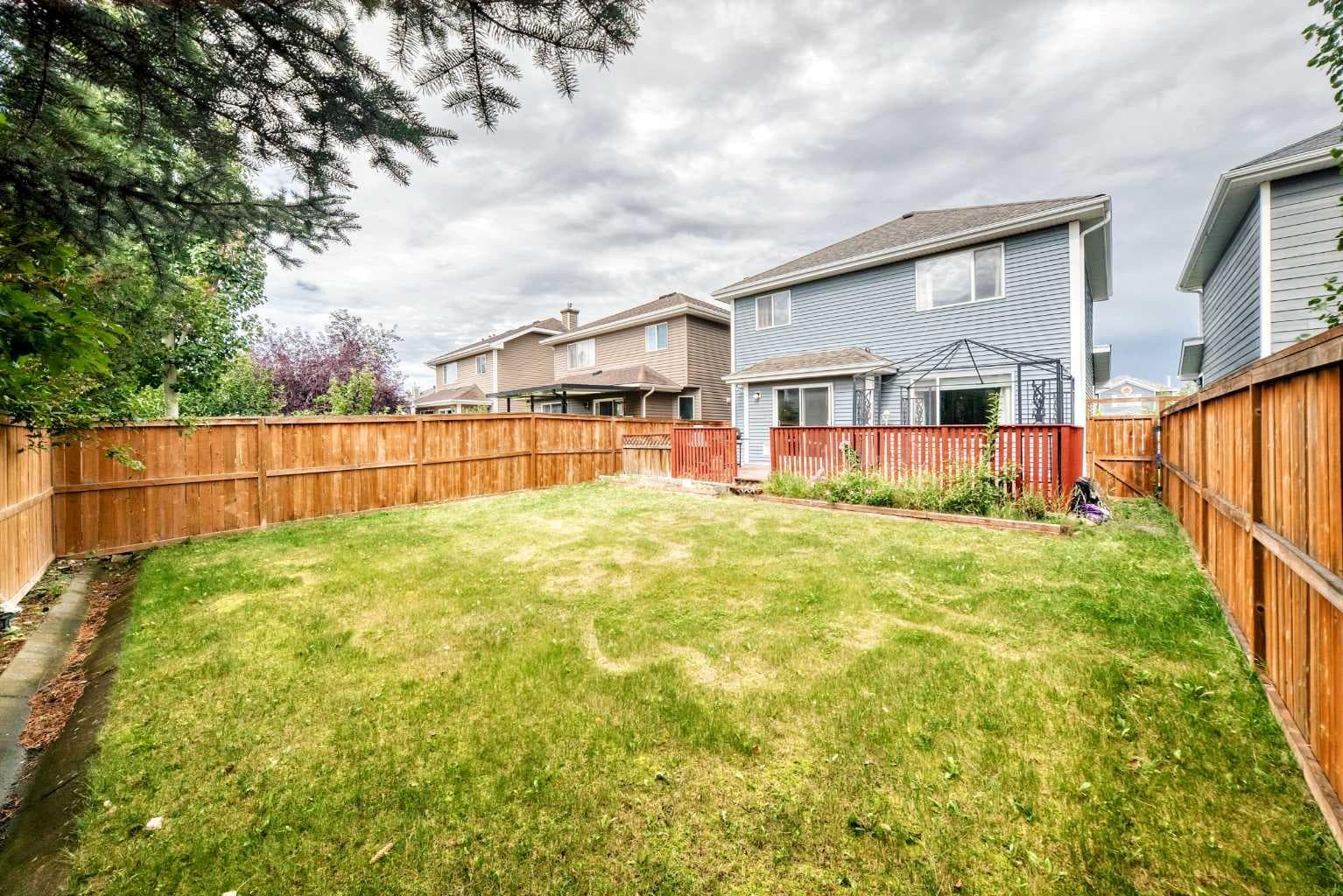 207 Bridlewood Road SW