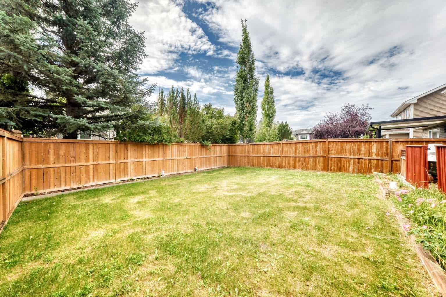 207 Bridlewood Road SW
