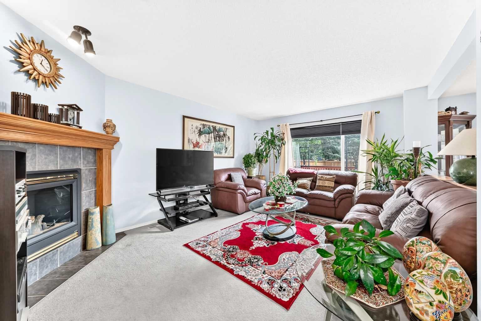 207 Bridlewood Road SW