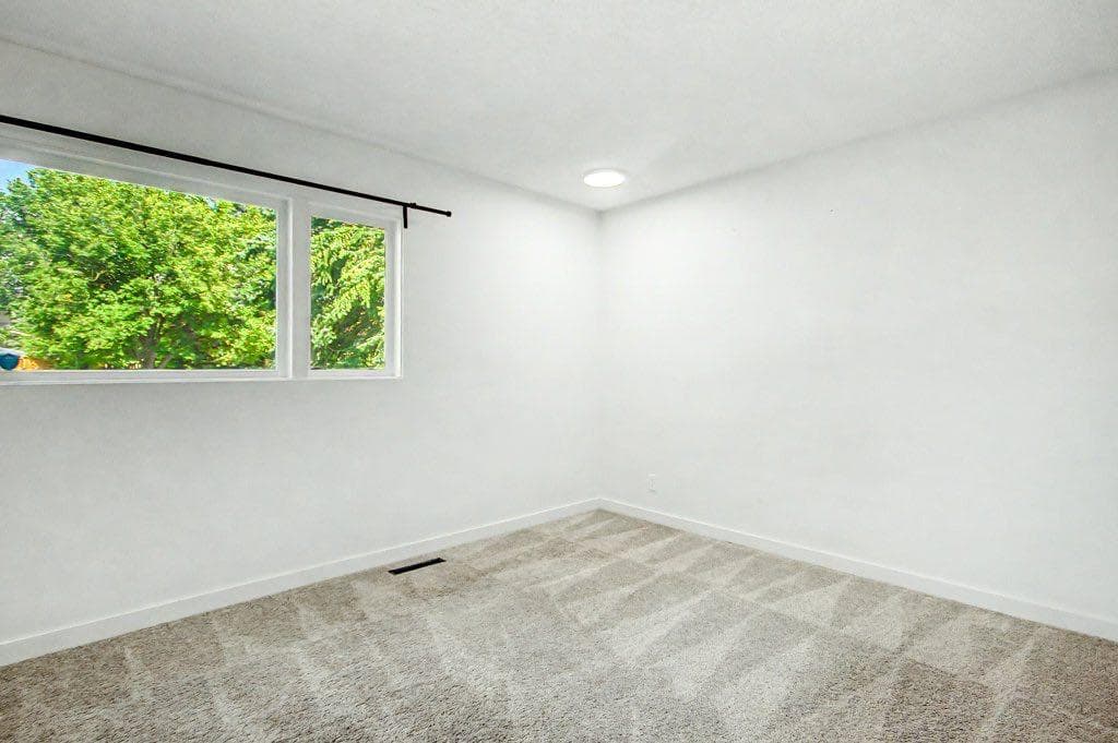 2015 Palliser Drive SW