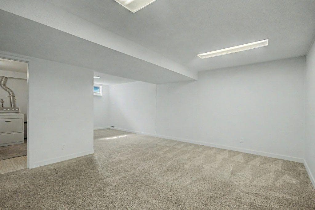 2015 Palliser Drive SW