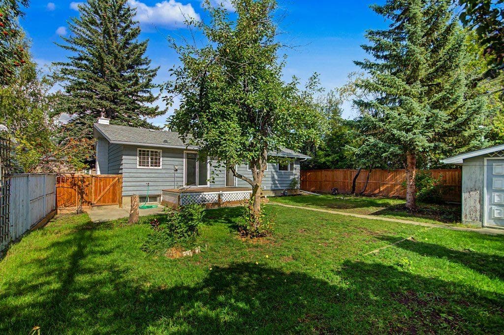 2015 Palliser Drive SW