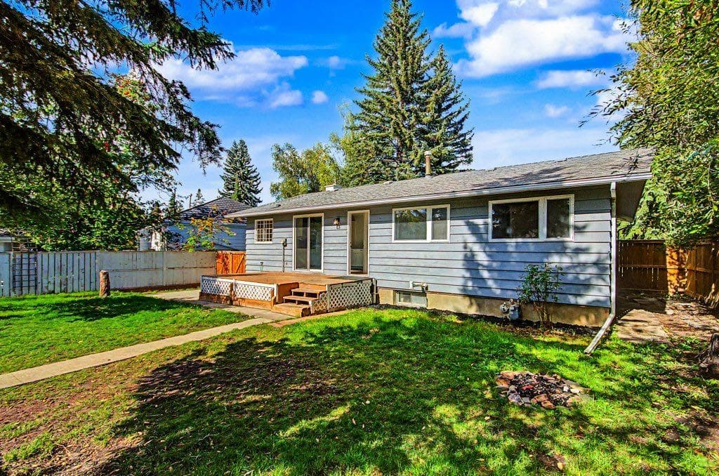 2015 Palliser Drive SW