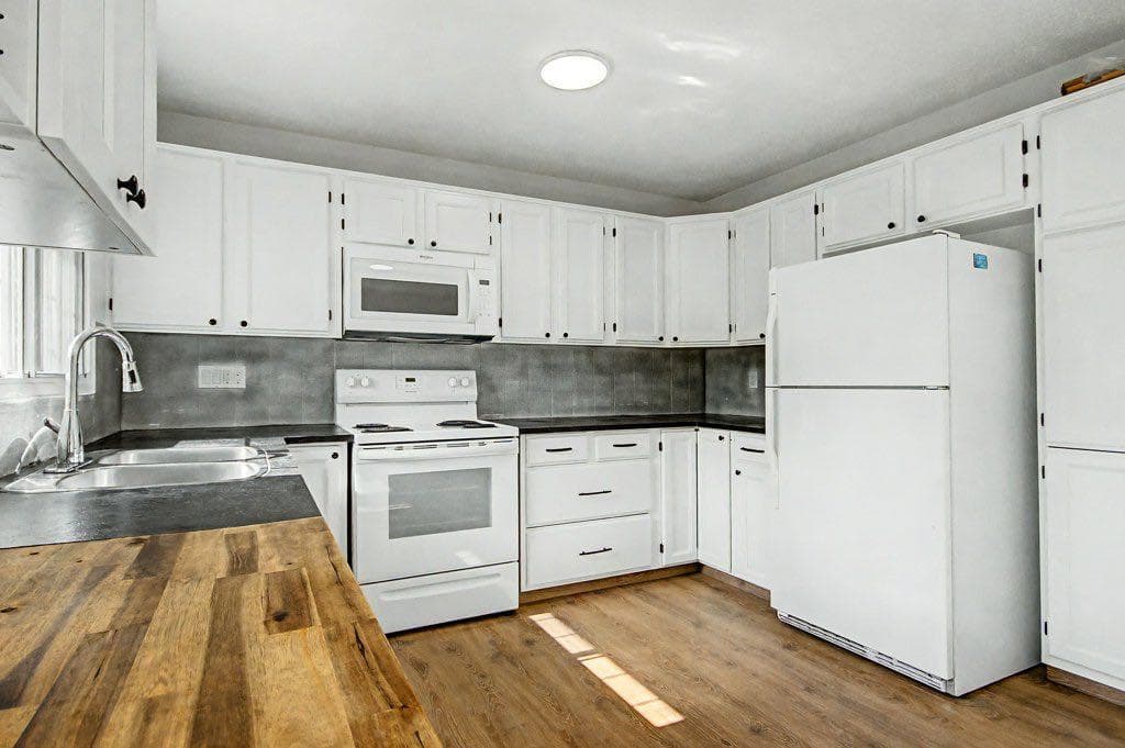 2015 Palliser Drive SW