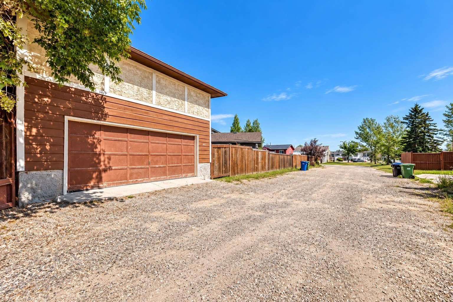 27 Castlebrook Court NE