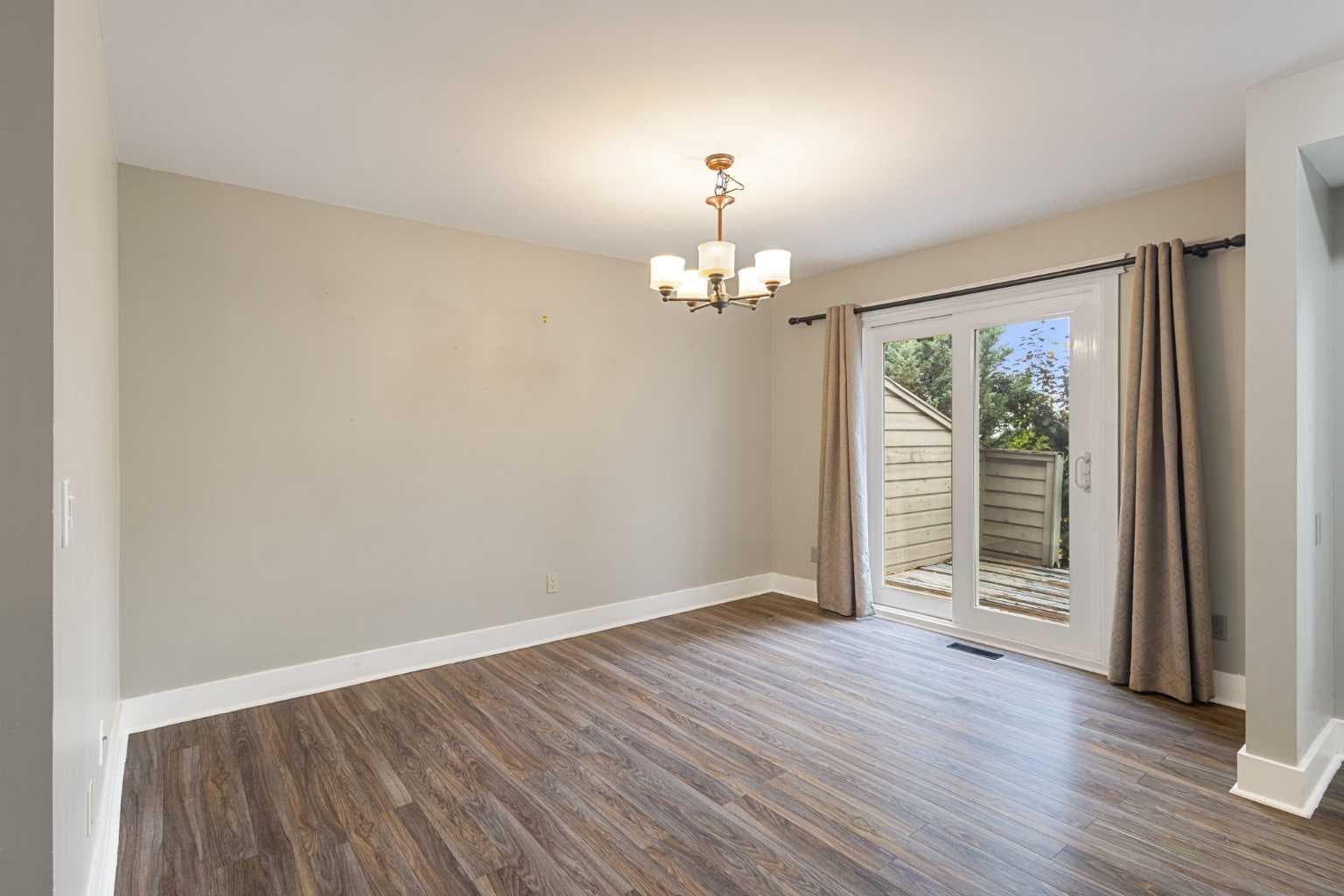40 Edgemont Estates Road NW