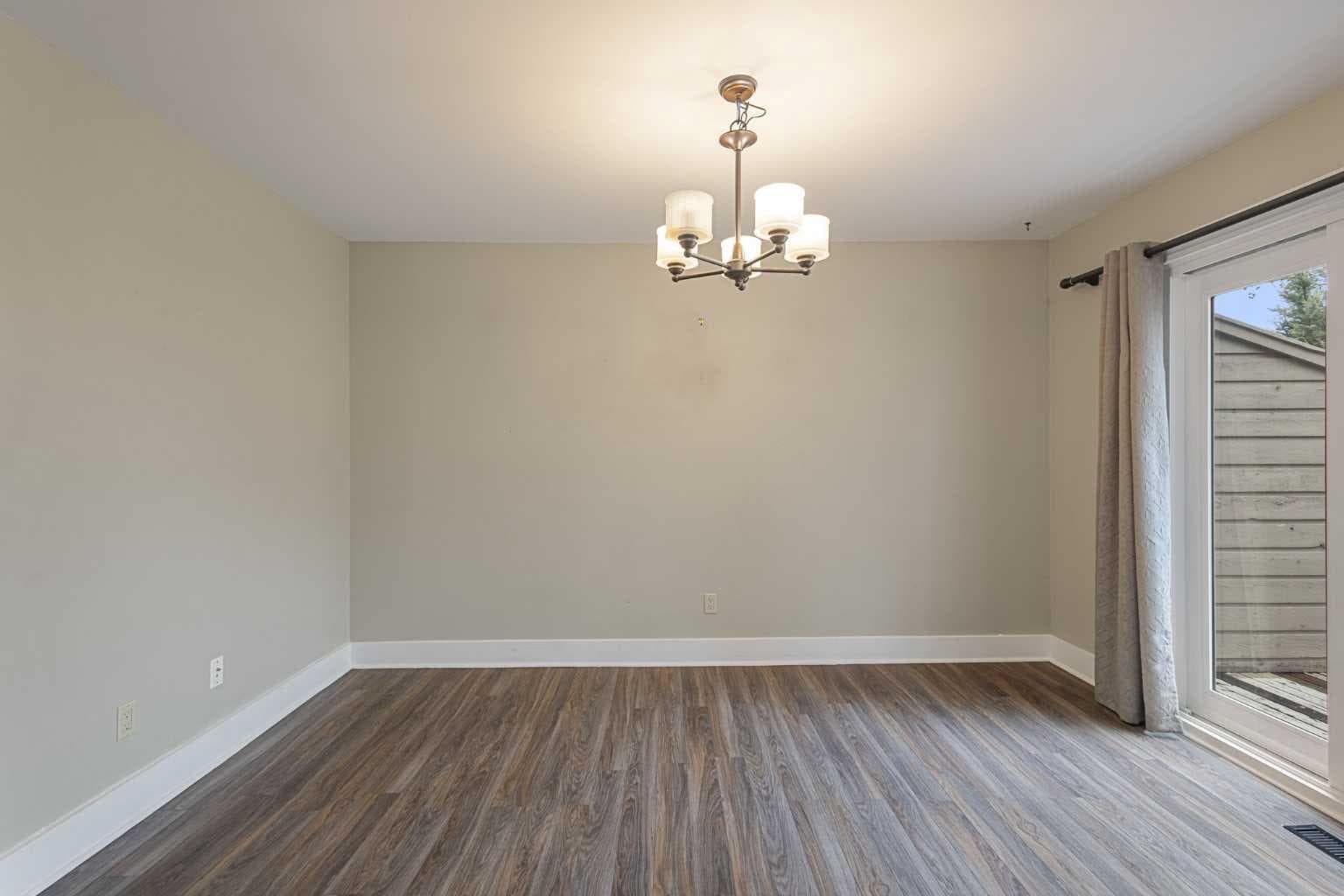 40 Edgemont Estates Road NW