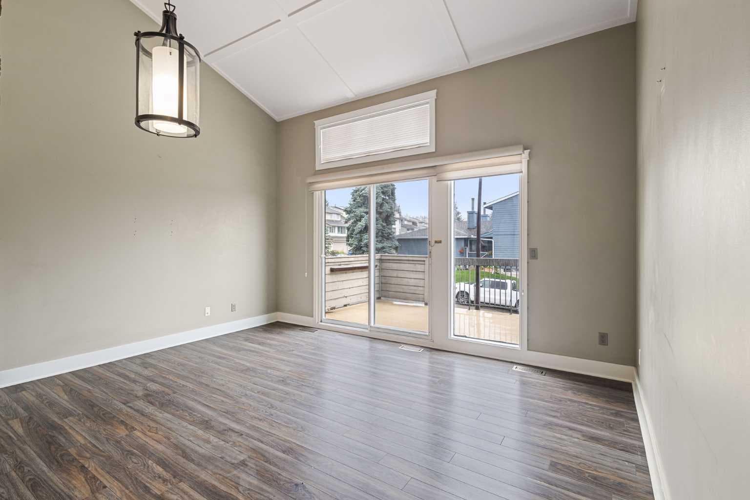 40 Edgemont Estates Road NW