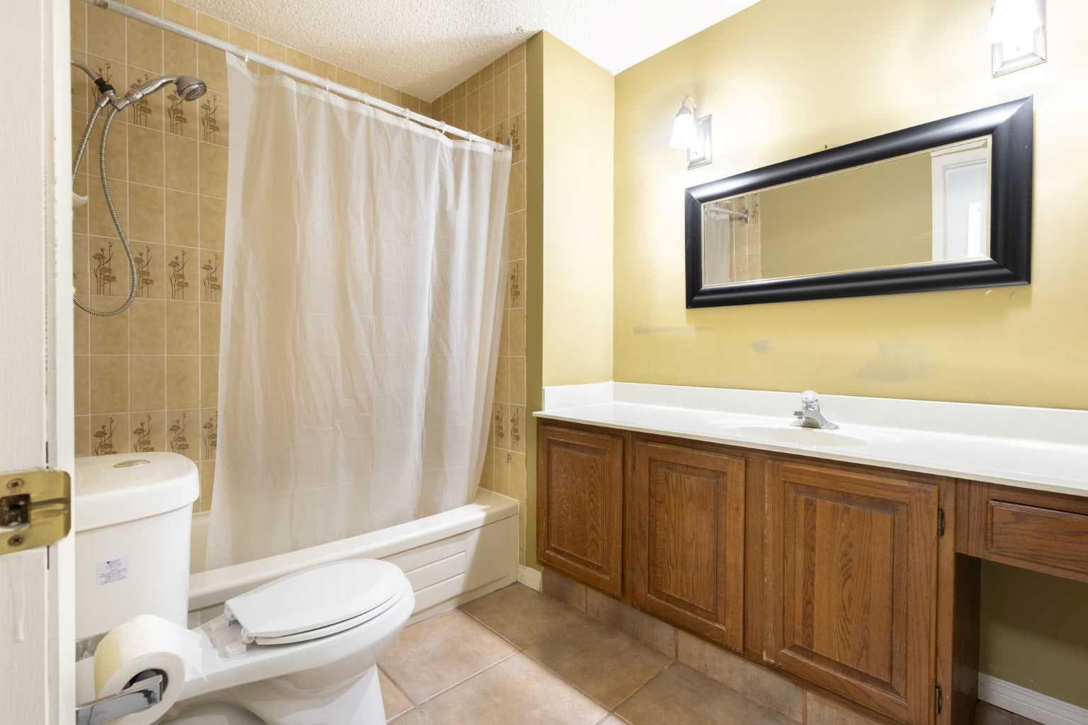 40 Edgemont Estates Road NW