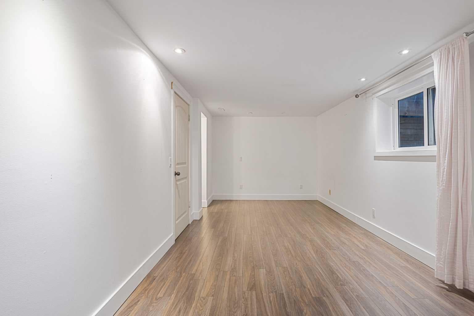 40 Edgemont Estates Road NW