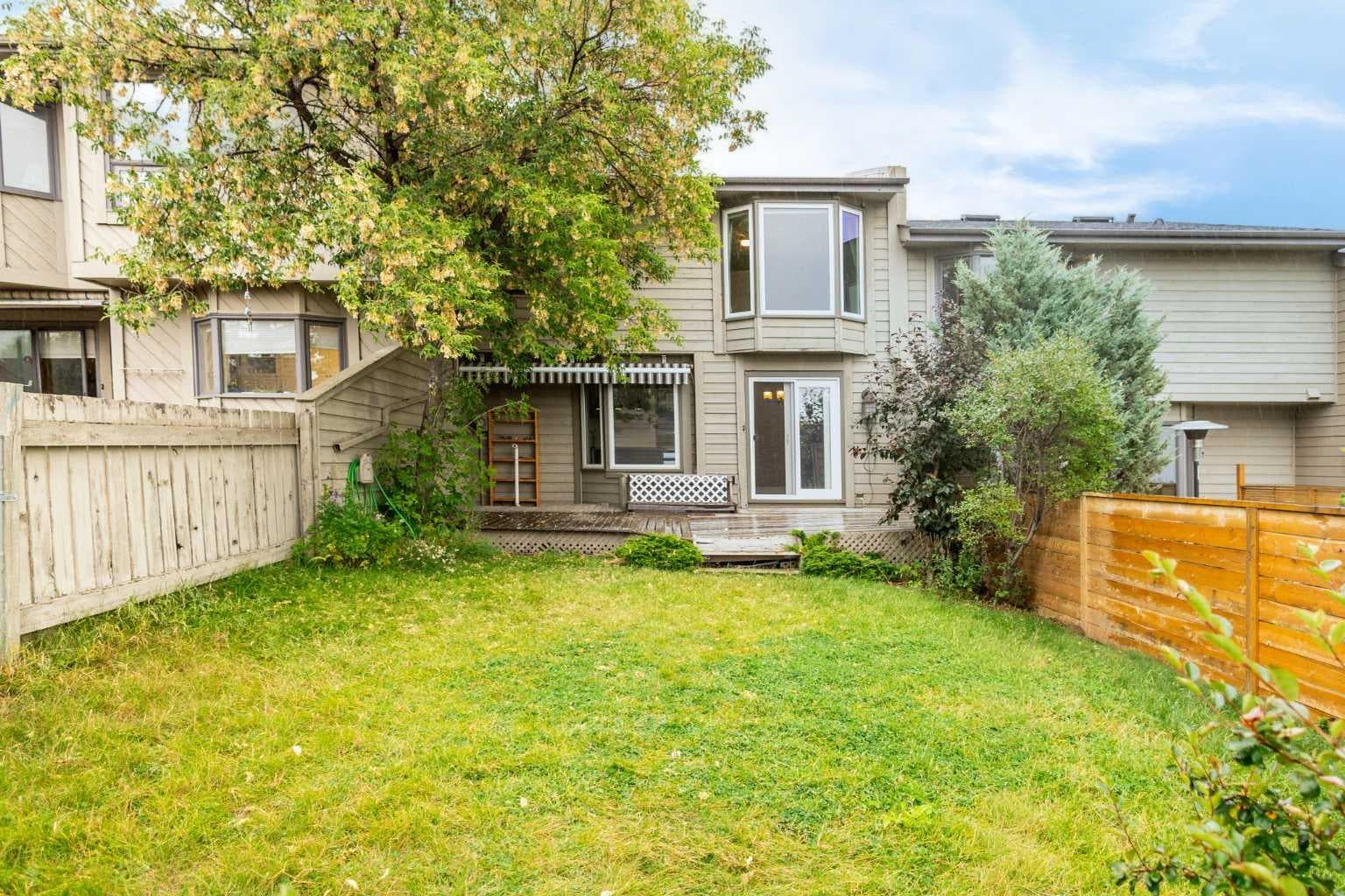 40 Edgemont Estates Road NW