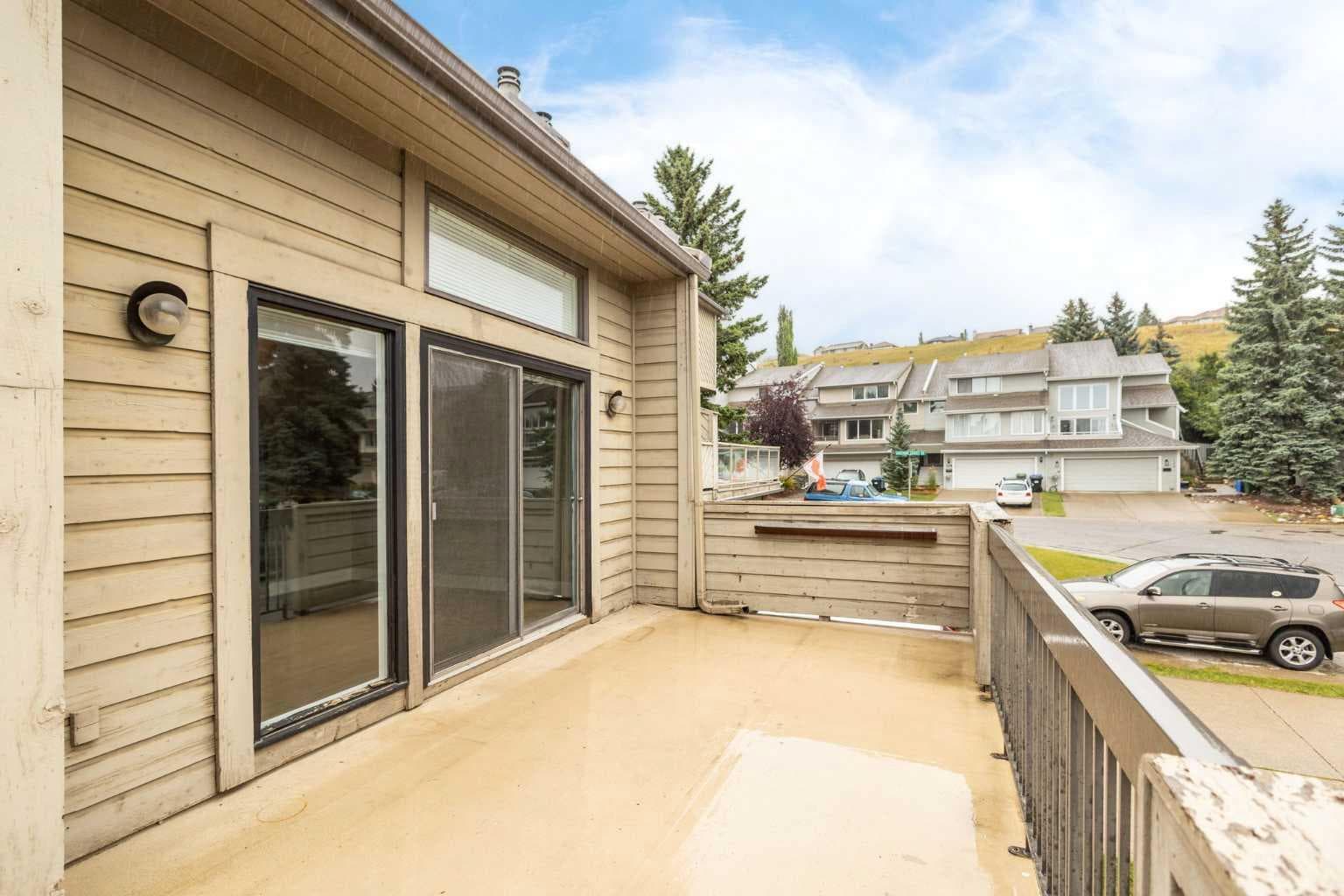 40 Edgemont Estates Road NW