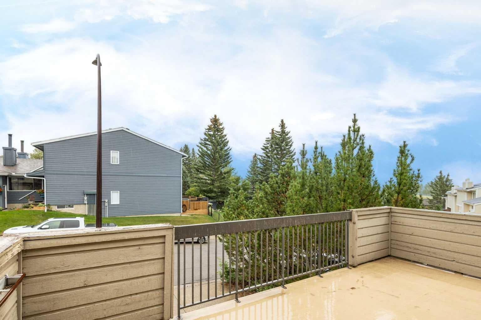 40 Edgemont Estates Road NW