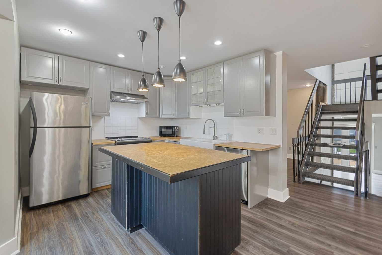40 Edgemont Estates Road NW