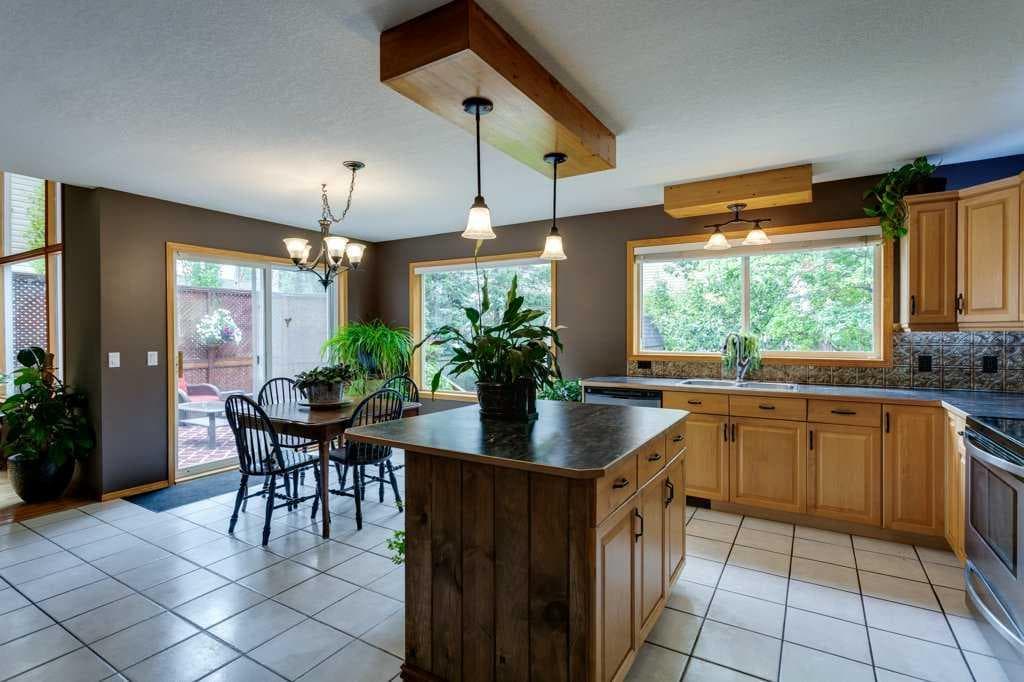 35 Bow Ridge Crescent 