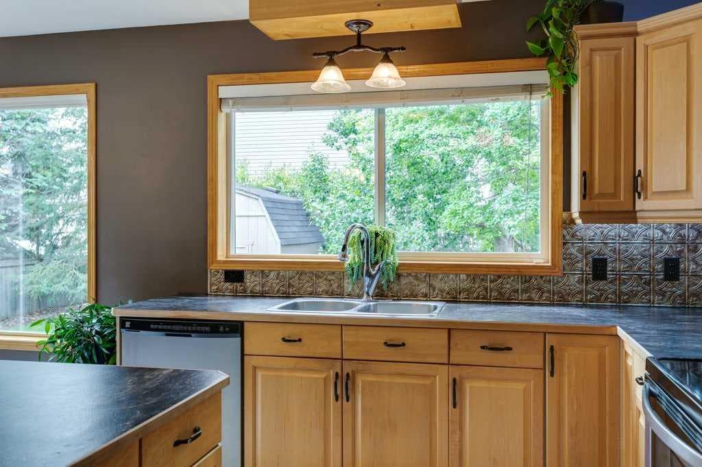 35 Bow Ridge Crescent 