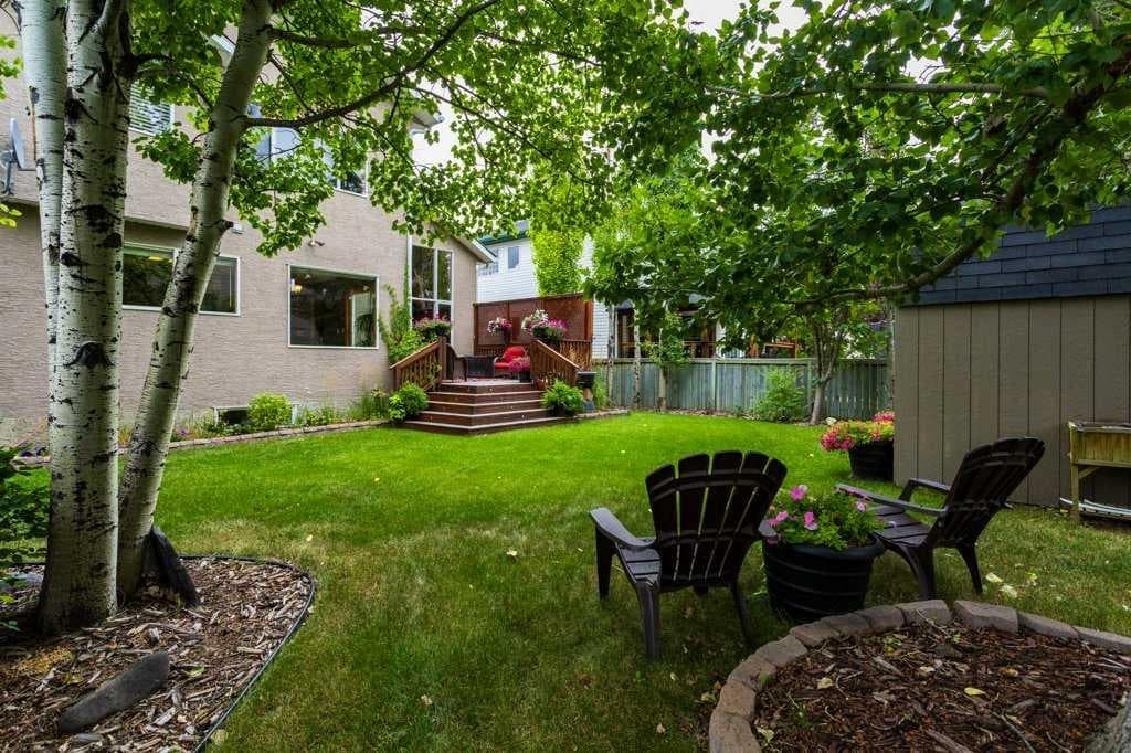 35 Bow Ridge Crescent 