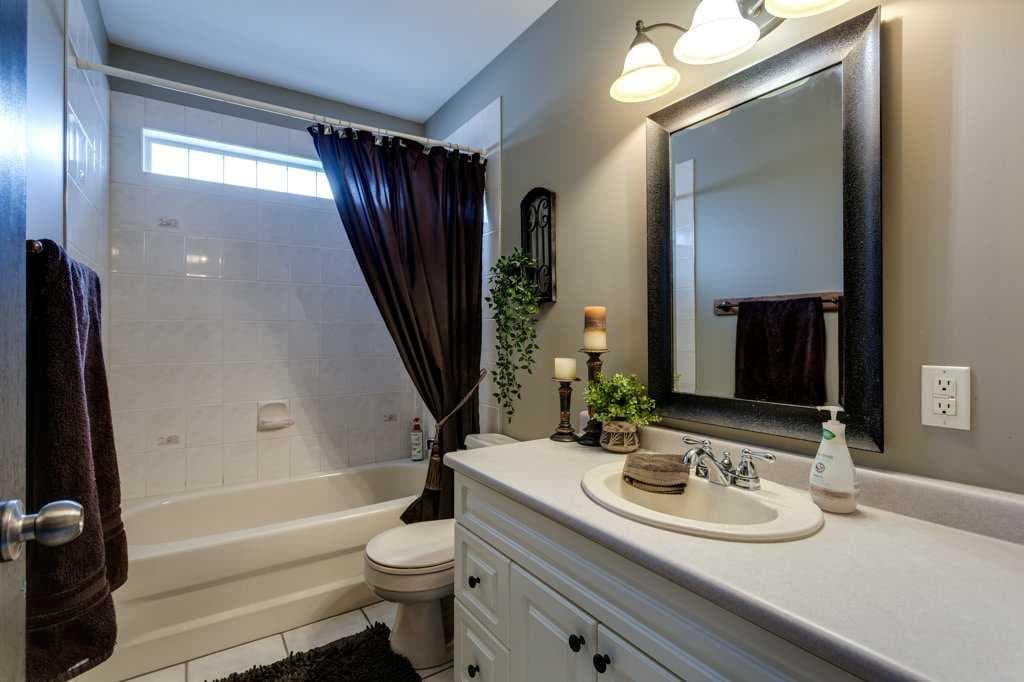 35 Bow Ridge Crescent 