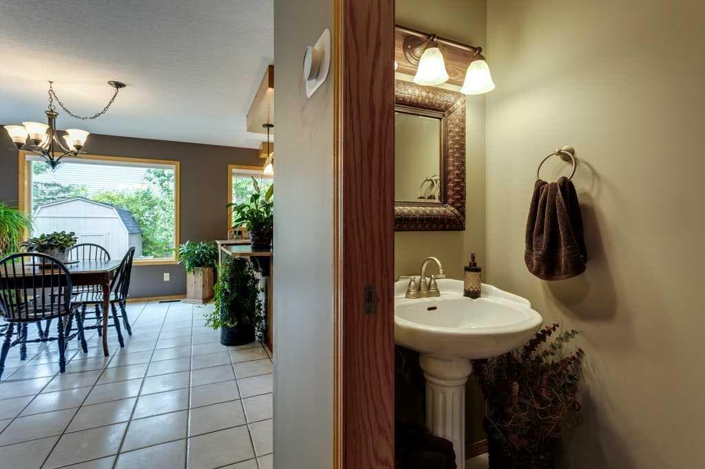 35 Bow Ridge Crescent 
