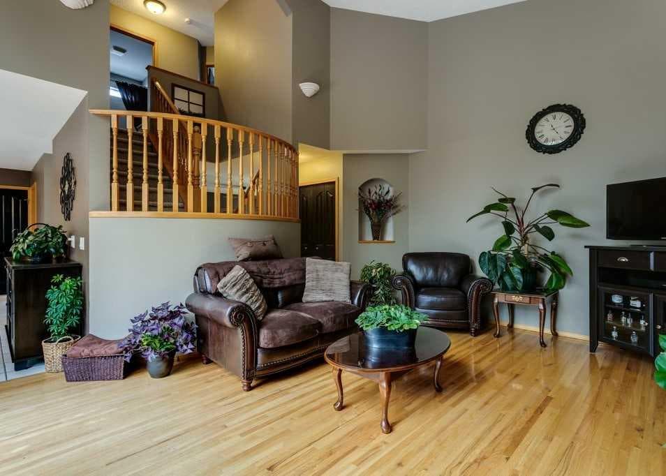 35 Bow Ridge Crescent 