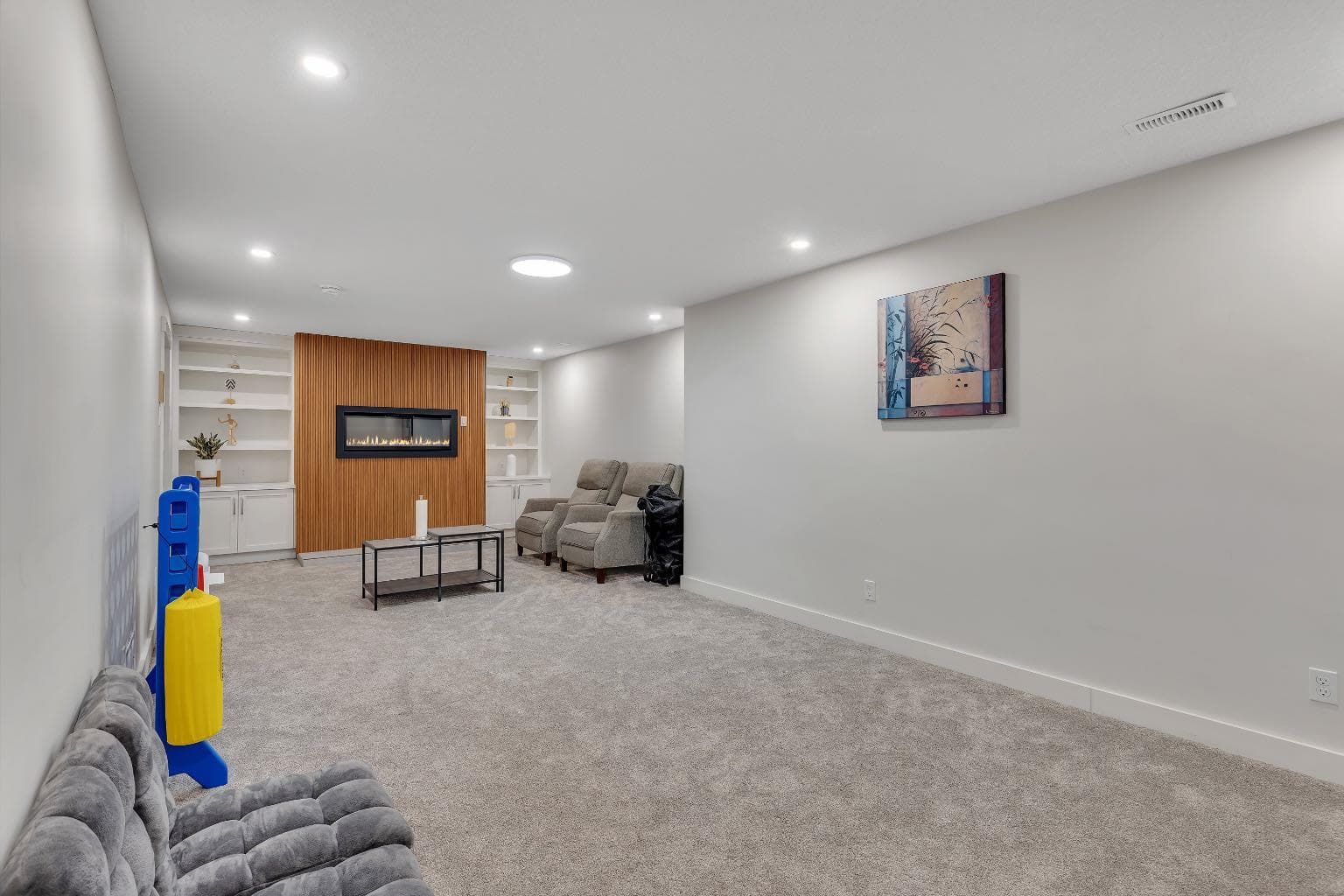 3 Cardiff Drive NW