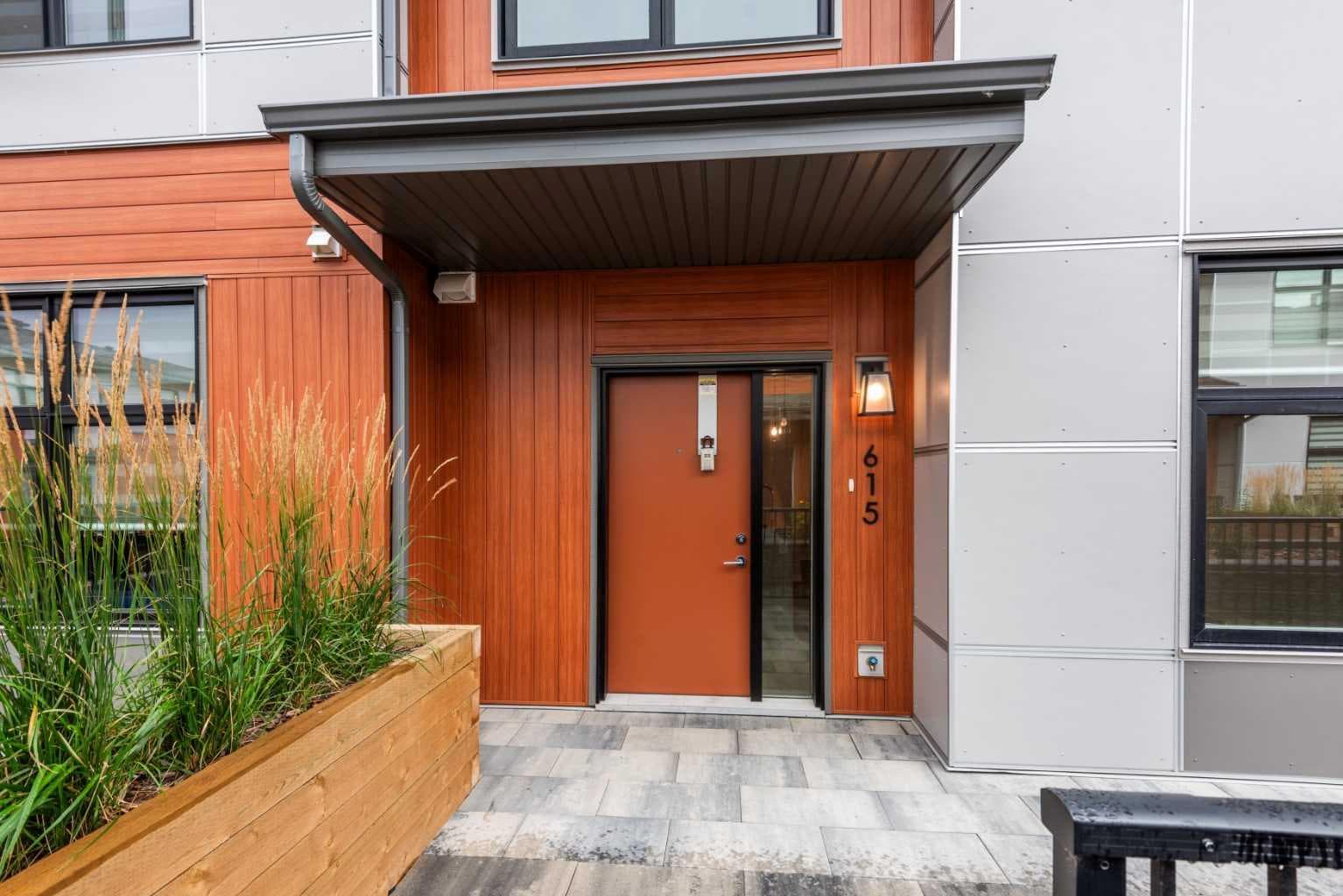615, 400 Belmont Street SW