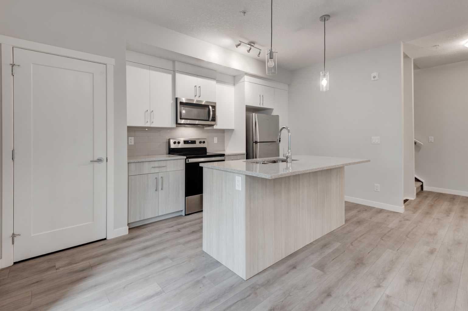 615, 400 Belmont Street SW