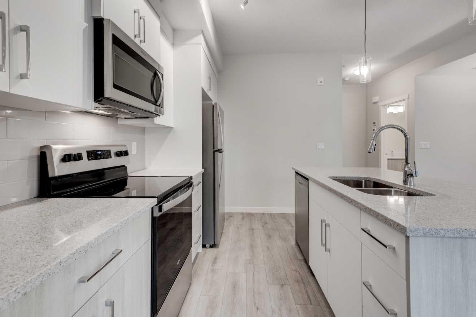 615, 400 Belmont Street SW