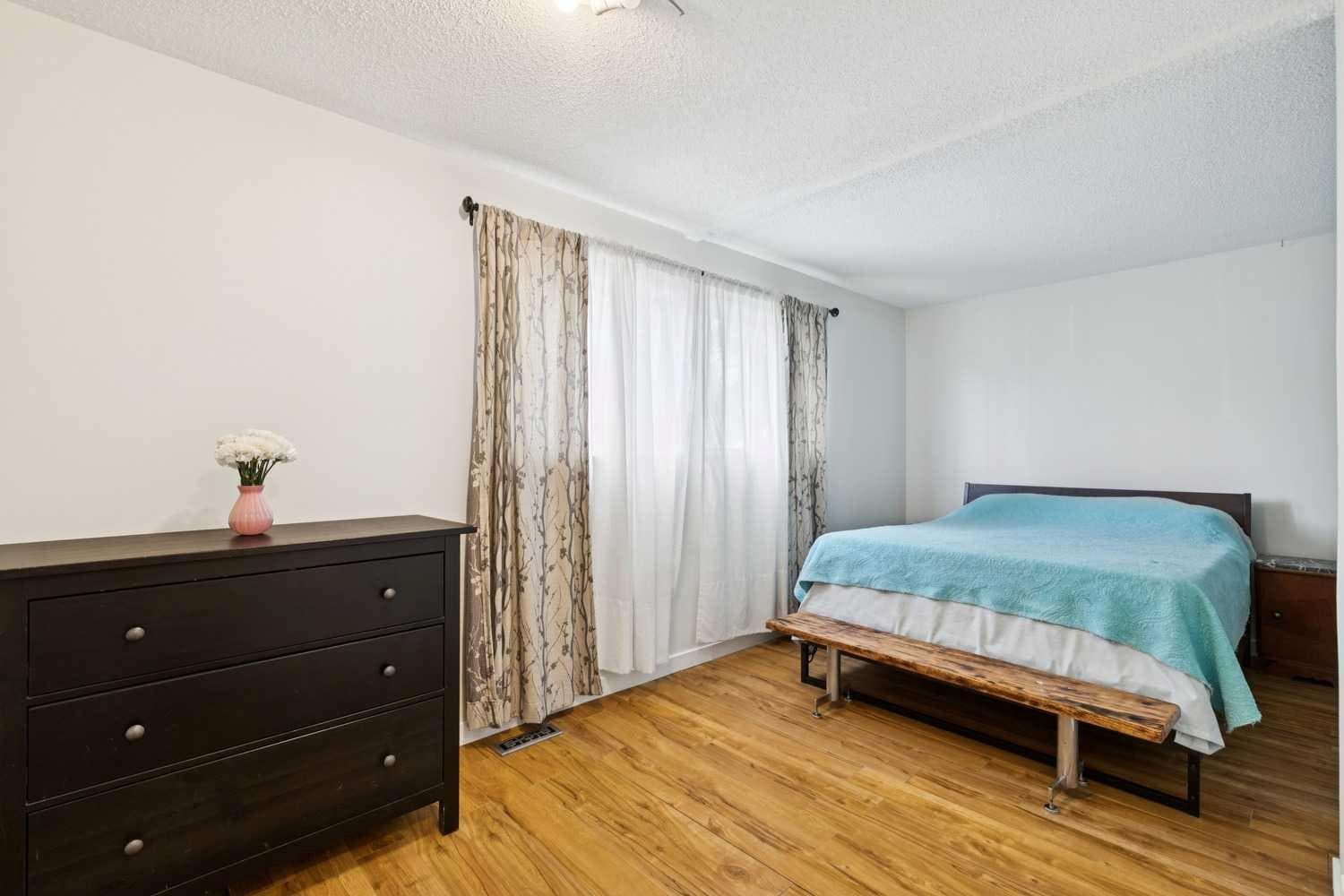 2007 Olympia Drive SE
