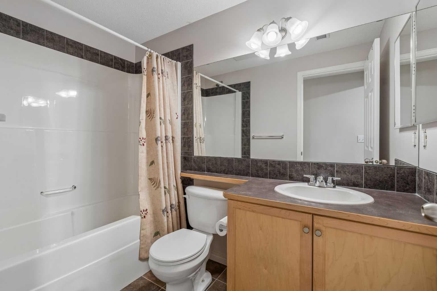 2046 New Brighton Gardens SE