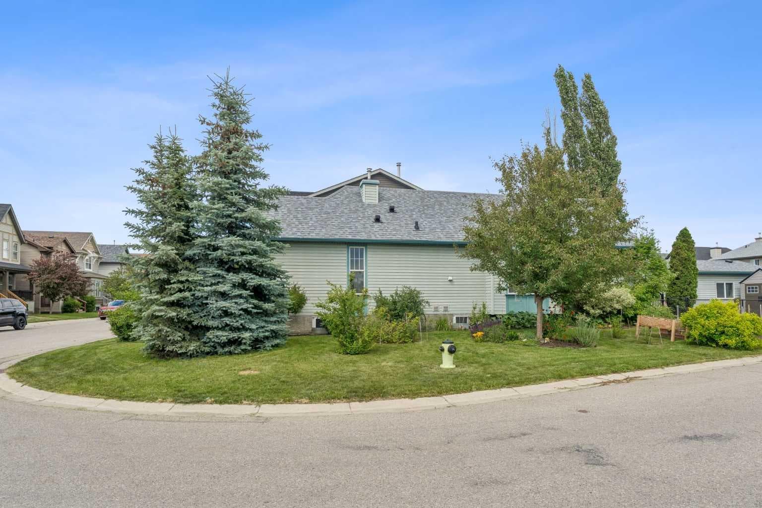 2046 New Brighton Gardens SE