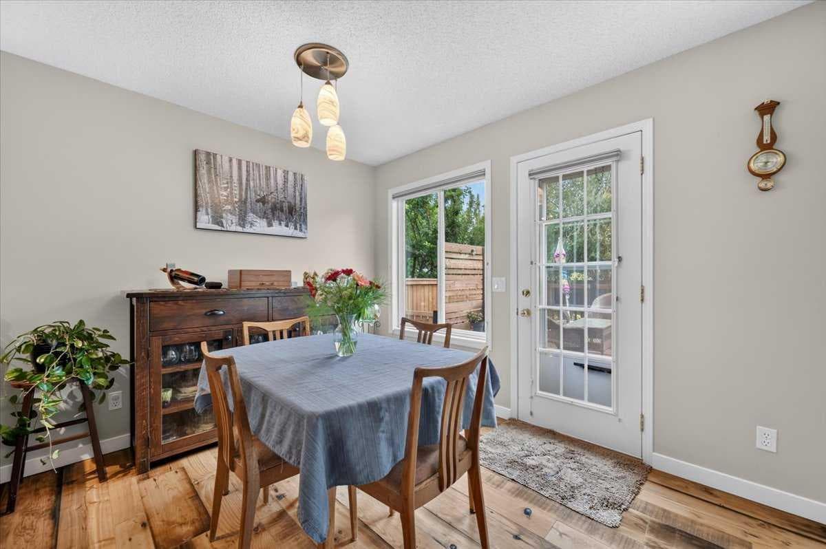 49 Hidden Valley Crescent  NW