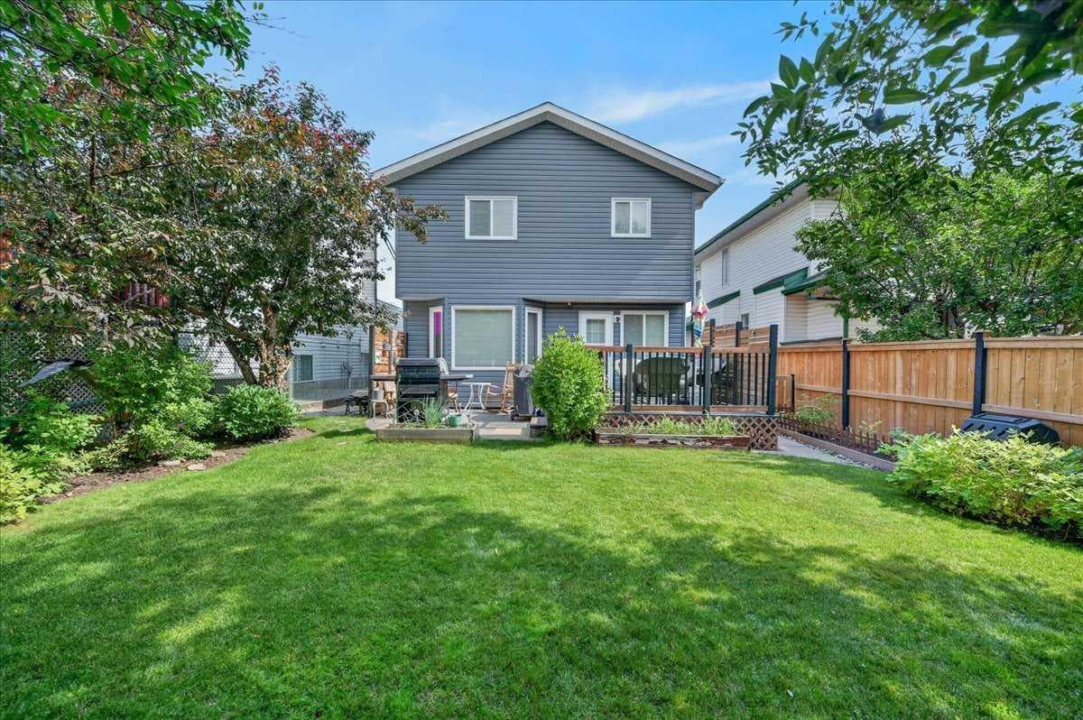 49 Hidden Valley Crescent  NW